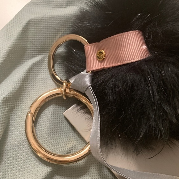 THURSDAY Friday Two Toned Dyed Fox Fur Ball Key Ring Charm - Picture 4 of 7